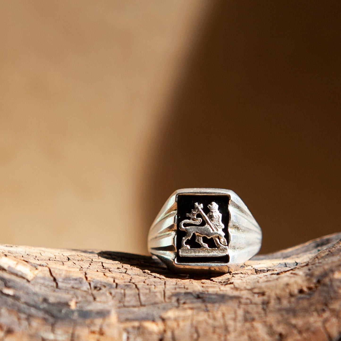 Silver & Onyx Ring | ሞዓ አንበሳ (Moa Anbessa) Lion of Judah - Kelem Shop