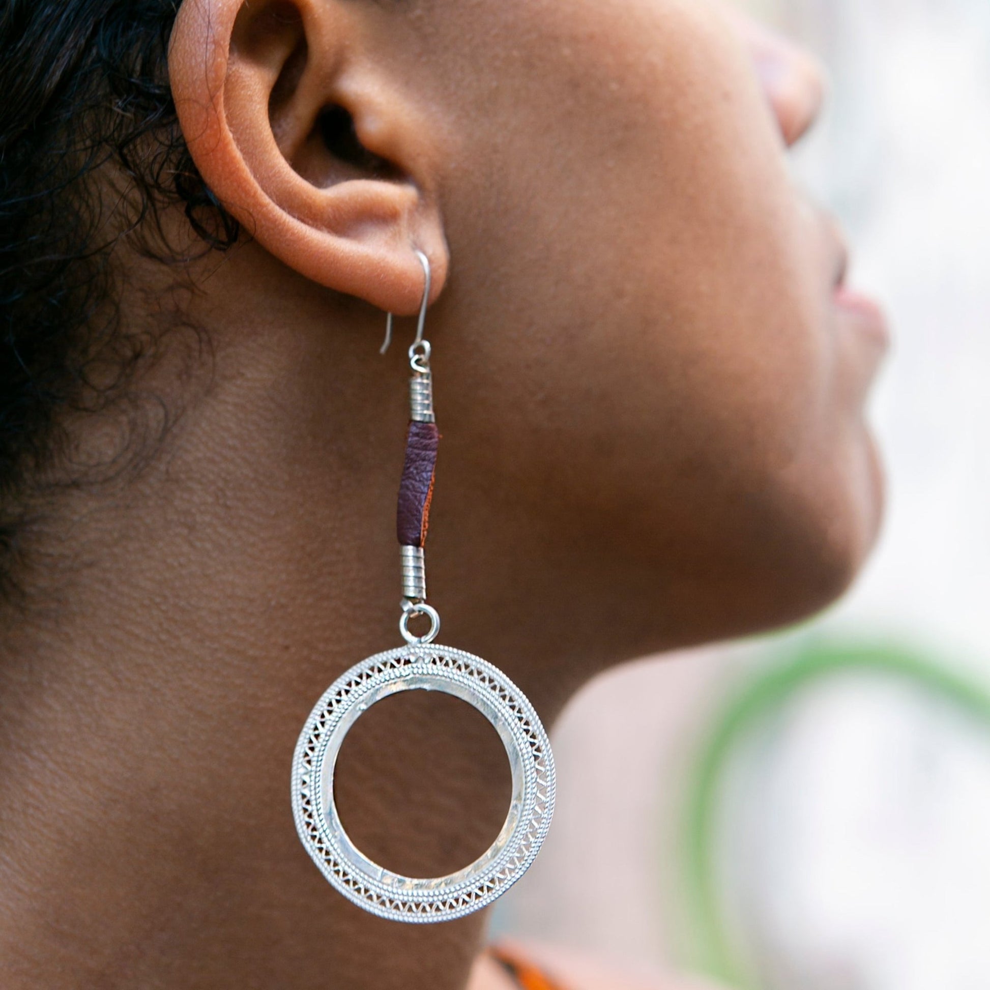 እርባን Filigree Silver & Leather Drop Earrings | Brown - Kelem Shop