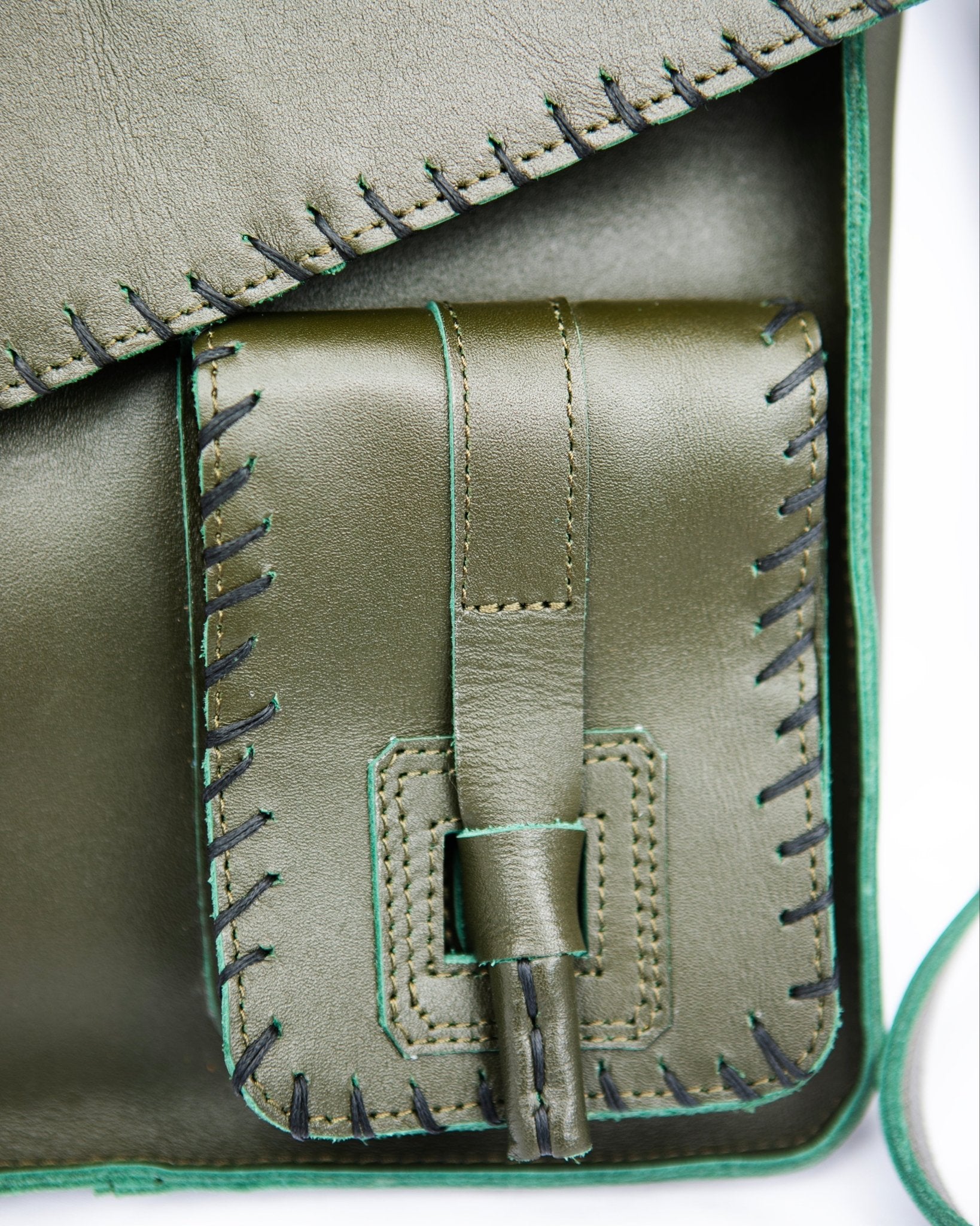 Handcrafted Green Leather Crossbody Bag | Stylish & Durable Everyday - Kelem Shop