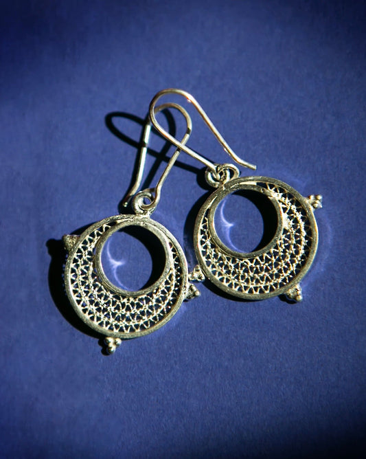 እርባን - Silver Filigree Crescent Moon Drop Earrings - Kelem Shop