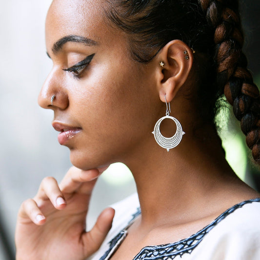 እርባን - Silver Filigree Crescent Moon Drop Earrings - Kelem Shop