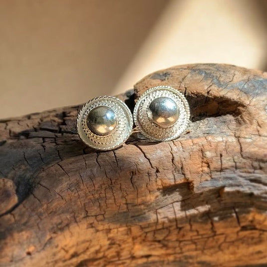 Silver Stud Earrings - ጎባጎብ (Gobagob) Rounded Edge - Kelem Shop