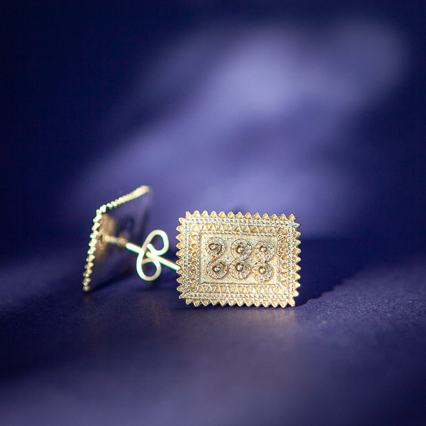 Silver Stud Earrings | Rectangle ጠልሰም (Telsem) - Kelem Shop