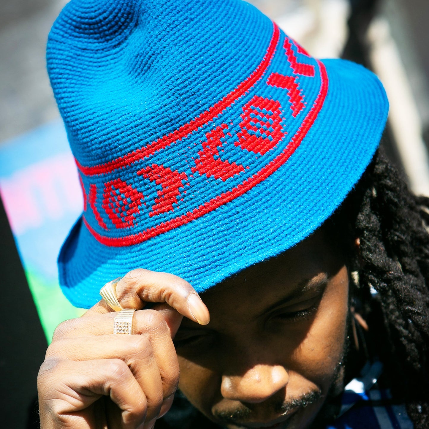 Konso Crochet Hat - Turquoise & Red